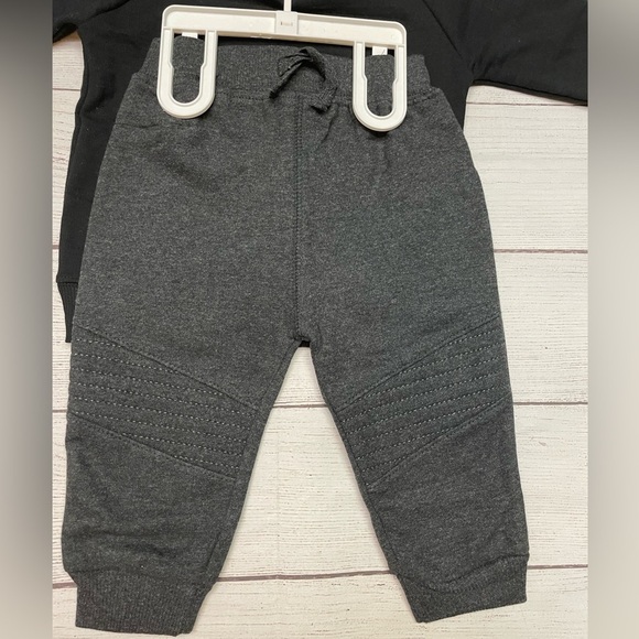 Baby Guns-n-Roses 2 pc Sweat NWT - Picture 5 of 9